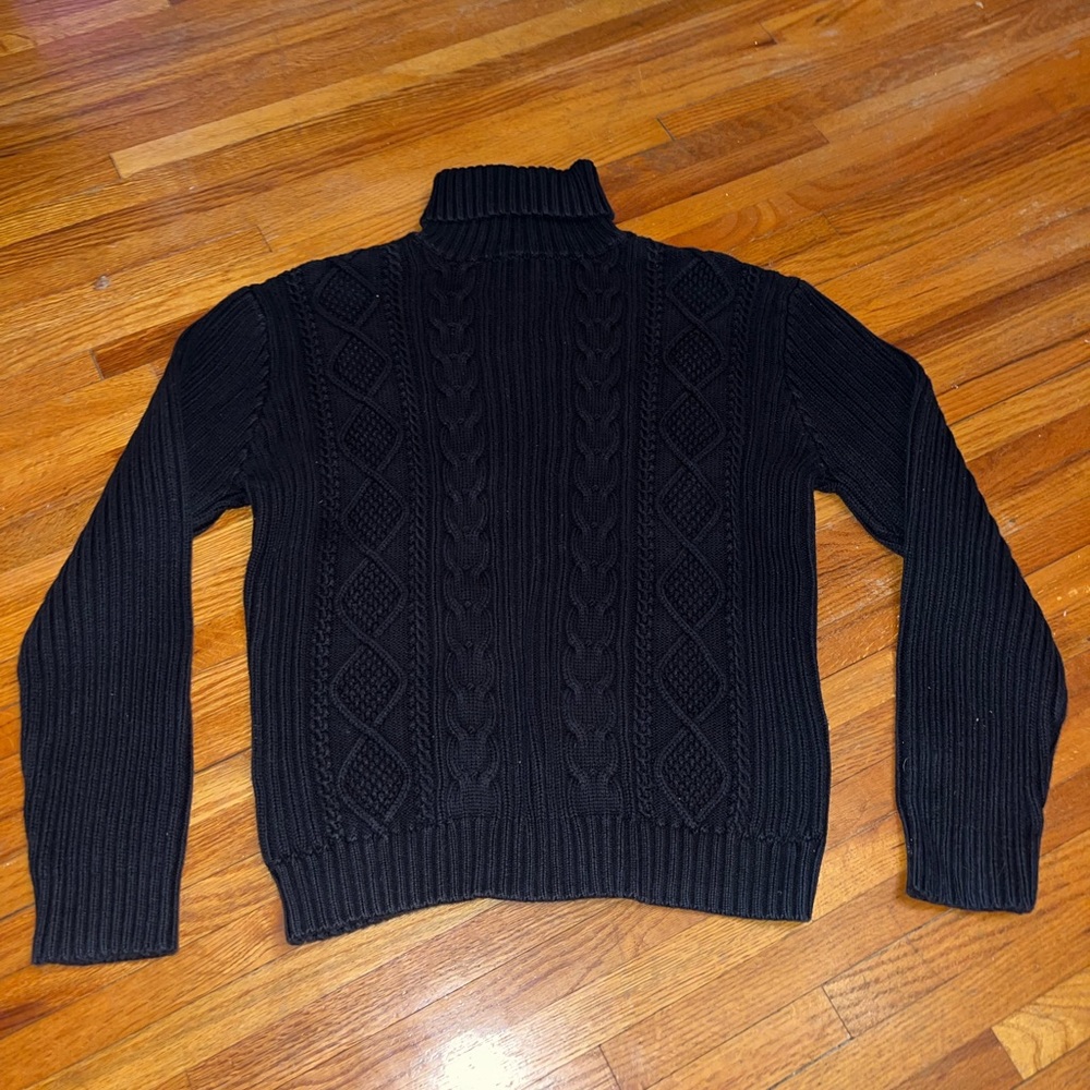 Long sleeve turtle neck
